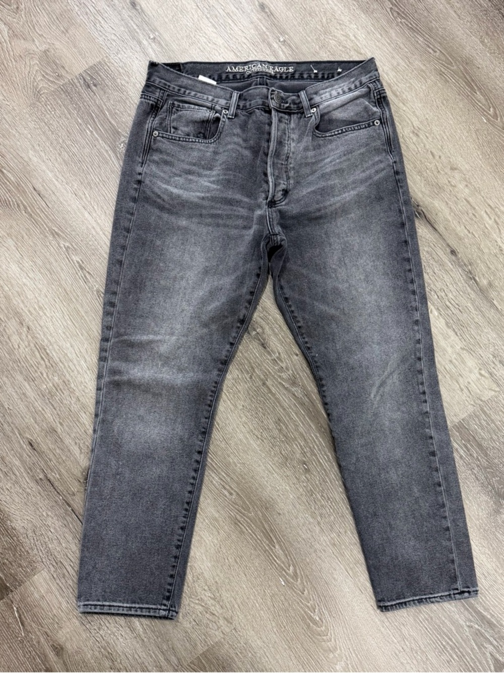 AE high rise girlfriend size 8 short